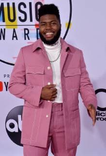 Singer Khalid arrives for the 46th annual American Music Awards at the Microsoft Theater in Los Angeles on October 9, 2018.  LAP20181009177 JIMxRUYMEN