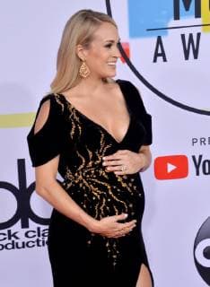 Singer Carrie Underwood arrives for the 46th annual American Music Awards at the Microsoft Theater in Los Angeles on October 9, 2018.  LAP20181009321 JIMxRUYMEN