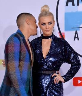 Actor Evan Ross and singer Ashlee Simpson arrive for the 46th annual American Music Awards at the Microsoft Theater in Los Angeles on October 9, 2018.  LAP20181009344 JIMxRUYMEN