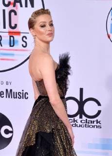 Actress Amber Heard arrives for the 46th annual American Music Awards at the Microsoft Theater in Los Angeles on October 9, 2018.  LAP20181009400 JIMxRUYMEN