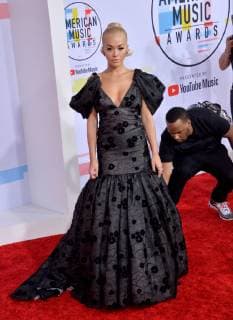 Singer Rita Ora arrives for the 46th annual American Music Awards at the Microsoft Theater in Los Angeles on October 9, 2018.  LAP20181009422 JIMxRUYMEN