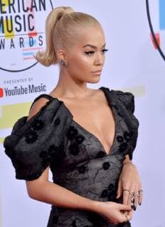 Singer Rita Ora arrives for the 46th annual American Music Awards at the Microsoft Theater in Los Angeles on October 9, 2018.  LAP20181009420 JIMxRUYMEN