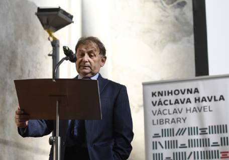 Michael Zantovsky, Director of the Vaclav Havel Library, speaks during an international conference to honour laureate of 2018 Vaclav Havel Human Rights Prize, in Prague, Czech Republic, on October 10, 2018. (CTKxPhoto MichalxKrumphanzl) CTKPhotoP201810100664101  kru 2