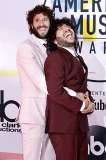 Lil Dicky und Benny Blanco bei der Verleihung der 46. American Music Awards im Microsoft Theatre. Los Angeles, 09.10.2018