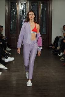 A model presents creations of Mexican designer Cesar Flova during the Mercedes-Benz Fashion Week Mexico, in Mexico City, Mexico, 10 October 2018. The Mercedes-Benz Fashion Week Mexico closes the upcoming 14 October. Mercedes Benz Fashion Week in Mexico City !ACHTUNG: NUR REDAKTIONELLE NUTZUNG!  Copyright: xSashenkaxGutierrezx MEX05 20181010-636747993805391676