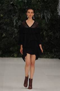 Models present creations of the Julio brand, by Mexican designer Francisco Cancino, during Mercedes-Benz Fashion Week in Mexico City, Mexico, 10 October 2018. Fashion Week will last until 14 October. EFE Sáshenka Gutiérrez Mercedes-Benz Fashion Week of Mexico !ACHTUNG: NUR REDAKTIONELLE NUTZUNG!  Copyright: xSashenkaxGutierrezx MEX10 20181011-636748337147913480