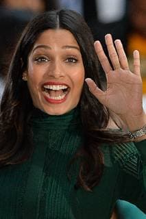 Entertainment Bilder der Woche KW41 Entertainment Bilder des Tages October 11, 2018 - New York, NY, USA - October 11, 2018 New York City..Freida Pinto on NBC s Today Show to celebrate International Day of the Girl at Rockefeller Plaza on October 11, 2018 in New York City. New York USA  - ZUMAny1_ 20181011_zaf_ny1_194 Copyright: xKristinxCallahanx