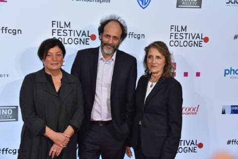 Filmfestival Direktion Martina Richter, l-r, Preisträger des Filmpreis Köln Regisseur Luca Guadagnino und Geschäftsführerin Filmstiftung NRW Petra Müller kommt am 12.10.2018 in Köln zur Verleihung der Filmfestival Cologne Awards, der feierliche Abschluss des internationalen Film- und Fernsehfestival in Köln