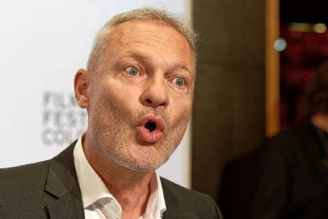 Film Festival Cologne 2018. Am 12. Oktober 2018 fanden die Preisverleihungen jeweils für den besten Dokumentarfilm und den besten Spielfilm im Rahmen der Film Festival Cologne Awards in der Industrie- und Handelskammer zu Köln statt. Im Bild der Schauspieler Klaus Nierhoff im Vorfeld der Preisverleihung während des Fototermins. Köln Nordrhein-Westfalen Deutschland