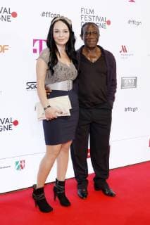 Antonio Monfort mit Begleitung bei der Verleihung der Film Festival Cologne Awards 2018 auf dem 28. Film Festival Cologne im Filmpalast. Köln, 12.10.2018