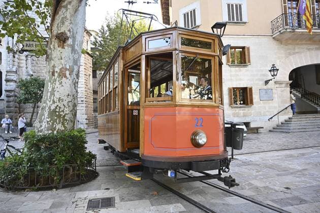 ESP, Mallorca, Soller, Touristenhochburg 14. 10.2018, Innenstadt, Soller, ESP, Mallorca, Touristenhochburg, im Bild picture shows: alte Strassenbahn in Soller