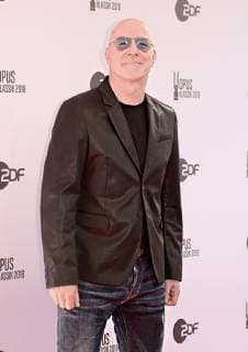 14.10.2018, xlakx, Musik Pop , Opus Klassik 2018 Berlin emspor, v.l. Frank Burggarten Instrumentalist (Gitarre) bei der Verleihung der Opus Klassik 2018 im Konzerthaus Berlin. Berlin, 14.10.2017 Musik Pop ,Opus Klassik 2018 Berlin