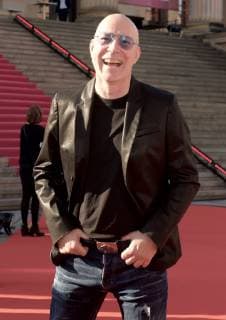 14.10.2018, xlakx, Musik Pop , Opus Klassik 2018 Berlin emspor, v.l. Frank Burggarten Instrumentalist (Gitarre) bei der Verleihung der Opus Klassik 2018 im Konzerthaus Berlin. Berlin, 14.10.2017 Musik Pop ,Opus Klassik 2018 Berlin
