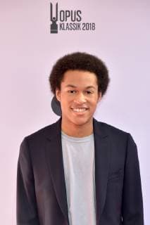 1. Opus Klassik Award Sheku Kanneh-Mason Ankunft am roten Teppich zum 1. OPUS KLASSIK AWARD im Konzerthaus am GendarmenMarkt in Berlin am 14.10.2018