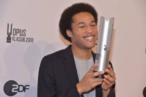 Sheku Kanneh-Mason, Nachwuchskuenstler, Cello Preistraeger zum 1. OPUS KLASSIK AWARD im Konzerthaus am GendarmenMarkt in Berlin am 14.10.2018