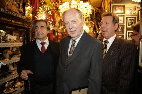 15.10.2018, Marchfelderhof Deutsch-Wagram, Verleihung des Goldenen Johann Strauß 2018, Welturaufführung des Wiener Philharmonikermarsches im Bild: Maestro Riccardo Muti, Werner Resel, Peter Widholz -Johann Strauss Gesellschaft, Verleihung des Goldenen Johann Strauß 2018