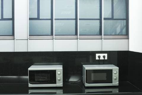 IMAGO Creative: Haushaltsgeräte - Mikrowelle Microwaves  Copyright: FrédéricxCirou B91237011