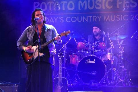 Rebel Bunch live auf dem 1. Potato Music Festival im Technikum. München, 20.10.2018