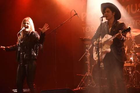 Laura van den Elzen und Mark Hoffmann live auf dem 1. Potato Music Festival im Technikum. München, 20.10.2018