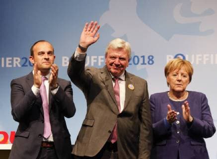 News Themen der Woche KW43 News Bilder des Tages Germany: Angela Merkel at election rally in Dieburg Local election candidate Lutz Kohler, Volker Bouffier, the Minister President of the German state of Hesse, and Angela Merkel, the Chancellor of Germany, are pictured at the election rally from left to right. German Chancellor Angela Merkel attended a political rally of her CDU party in Dieburg ahead of the upcoming state election in the German state of Hesse. With less than a week to go to the election, the CDU is still leading the polls, but gas lost more than 10% compared to the last election. Dieburg Hesse Germany  MichaelxDebets