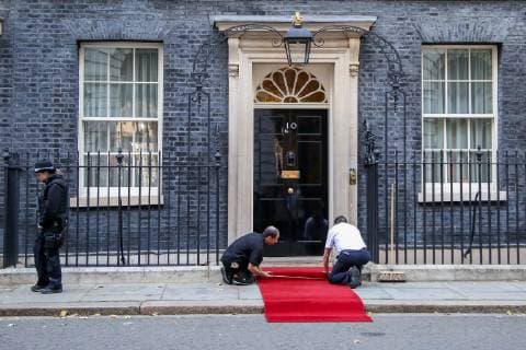 . 24 10 2018. London, United Kingdom. State Visit of the King And Queen Of The Netherlands. Red carpet been laid outside No 10 Downing Street for the arrival of Queen Maxima and HM King Willem-Alexander of the Netherlands to No 10 Downing Street on second day of the State Visit to the UK.  xDinendraxHariax xi-Imagesx IIM-18736-0006