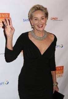 Entertainment Bilder des Tages October 24, 2018 - New York City, New York, U.S. - Actress SHARON STONE attends the Drugs for Neglected Diseases initiatives (DNDi) celebrates inaugural Making Medical History Gala held the Bowery Hotel. New York City U.S. - ZUMAk03_ 20181024_zaf_k03_115 Copyright: xNancyxKaszermanx