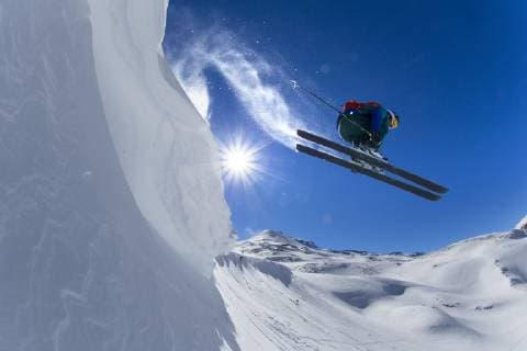 Austin Ross skis through the steep peaks and cliffs of Nevados De Chillan, Chile, Nevados De Chillan n a Chile model released Symbolfoto Copyright: AdamxClark CLAD000021