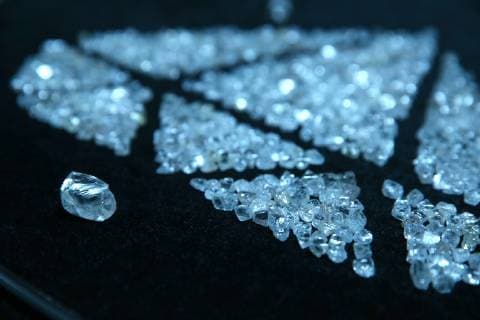 YAKUTIA, RUSSIA - OCTOBER 30, 2018: Diamonds excavated by ALROSA at the Verkhne-Munskoye deposit in the village of Verkhnyanya Muna, the Republic of Sakha (Yakutia). The ALROSA diamond company is to develop the Verkhne-Munskoye deposit up to 2043. Alexander Ryumin TASS  TS095CD7