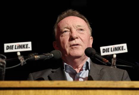 Oskar Lafontaine, Bundesvorsitzender der Partei Die Linke , feiert am Sonntag (21.09.2008) im Bergmannsheim in Ensdorf (Saar) seinen 65sten Geburtstag. Zu den Gratulanten zählt Peter Sodann (Foto), Schauspieler der ARD Serie Tatort *** Oskar Lafontaine Federal Chairman of the Left Party The Left is celebrating his 65th birthday on Sunday 21 09 2008 at Bergmannsheim in Ensdorf Saar One of the congratulators is Peter Sodann Photo Actor of the ARD series Tatort (crime scene) Sodann21090801.jpg