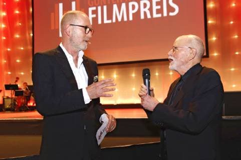 Peter Lohmeyer und Günter Rohrbach bei der 8. Verleihung des Günter Rohrbach Filmpreises 2018 in der Neuen Gebläsehalle Neunkirchen. Neunkirchen, 02.11.2018