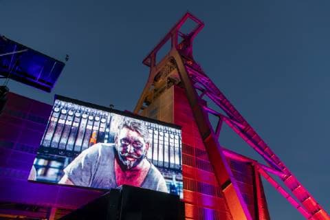 Danke Kumpel, Bürgerfest zum Abschied vom Steinkohlebergbau in Deutschland, veranstaltet von der RAG, Ruhrkohle AG, an 5 Orten im Ruhrgebiet, hier auf der Zeche Zollverein in Essen, *** Thank you buddy Bürgerfest to say goodbye to hard coal mining in Germany organized by RAG Ruhrkohle AG at 5 locations in the Ruhr area here at the Zeche Zollverein in Essen