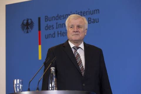 News Themen der Woche KW45 News Bilder des Tages Deutschland, Berlin, Innenministerium, Statement von Innenminister Horst Seehofer CSU zum Ruhestand vom Präsident des Bundesamtes für Verfassungsschutz Hans-Georg Maaßen, 05.11.2018 *** Germany Berlin Interior Ministry Statement by Interior Minister Horst Seehofer CSU on the retirement of the President of the Federal Office for the Protection of the Constitution Hans Georg Maaßen 05 11 2018