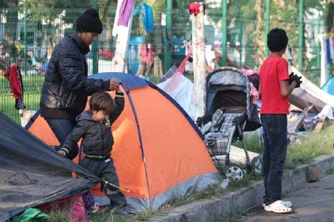 November 7, 2018 - EUM20181107NAC02.JPG.CIUDAD DE MEXICO, MigrationMigracion-Caravana.- Aspectos de este miercoles 7 de noviembre de 2018, del campamento de migrante instalados en el estadio Jesus Martinez Palillo , en la demarcacion de Iztacalco, Ciudad de Mexico. Foto: Agencia EL UNIVERSAL Ariel OjedaRDB.  - ZUMAu78_ 20181107_zaf_u78_011 Copyright: xElxUniversalx