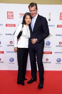 John Juergens mit Ehefrau Hayah Juergens bei der Verleihung Die Goldene Bild der Frau im Stage Operettenhaus in Hamburg am 07.11.2018