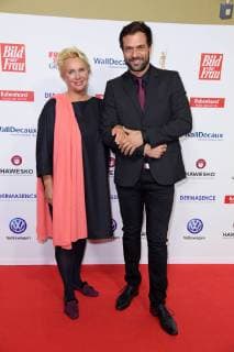 Preistraegerin Lydia Staltner, Kai Schumann bei der Verleihung Die Goldene Bild der Frau im Stage Operettenhaus in Hamburg am 07.11.2018