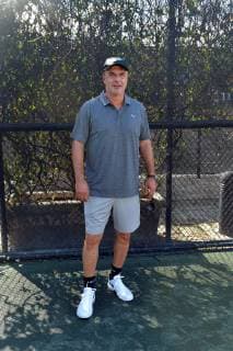 FORT LAUDERDALE, FL - NOVEMBER 09: Sex In The City Actor Chris Noth playing tennis on November 9, 2018, in Fort Lauderdale, Florida...People: Chris Noth Fort Lauderdale United States Of America - ZUMAs214 20181109_zba_s214_029 Copyright: xSMGx