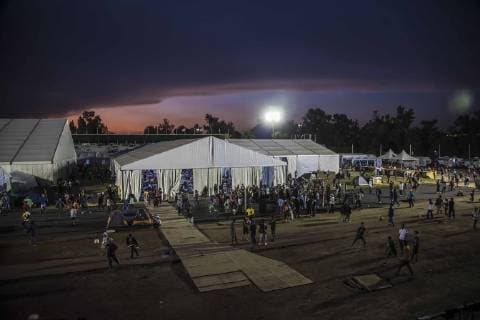 November 9, 2018 - EUM20181109NAC45.JPG.CIUDAD DE MEXICO, Migrants Migrantes-Caravana.- 9 de noviembre del 2018. Aspectos del albergue instalado en el Estadio Jesus Martinez Palillo en la Ciudad Deportiva Magdalena Mixhuca, en donde los integrantes de la caravana migrante que decidieron quedarse un dia mas pasan lo que seria su ultima noche en el lugar, al amanecer tienen contemplado ir hacia Queretaro. Foto: Agencia EL UNIVERSAL MAR.  - ZUMAu78_ 20181109_zaf_u78_137 Copyright: xYadinxXolalpax