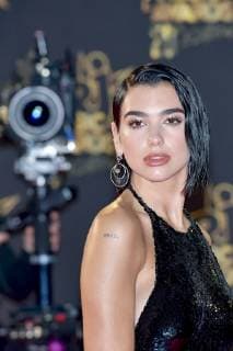 Dua Lipa CELEBRITEE - 20th NRJ Music Awards - Cannes - 10 11 2018 NorbertScanella Panoramic 