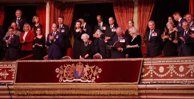 Royal British Legion Festival of Remembrance. PAP11182045 LONDON, ENGLAND - NOVEMBER 10: Queen Elizabeth II attends the Royal British Legion Festival of Remembrance at the Royal Albert Hall on November 10, 2018 in London, England. The Queen and members of the Royal Family are attending the annual Festival of Remembrance to commemorate all those who have lost their lives in conflicts and will mark 100 years since the end of the First World War. 232222 2018-11-10 London Royaume Uni  Copyright: xPapixsx xStarfacex STAR_232222_037