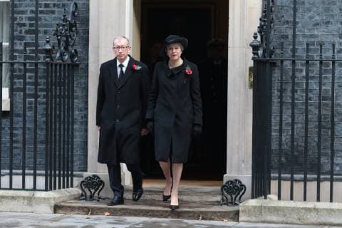 News Themen der Woche KW45 News Bilder des Tages Prime Minister Theresa May and husband Philip leave Downing Street on the way to the Remembrance Sunday ceremony at the Cenotaph in Whitehall. Today marks 100 years since the end of the First World War. Remembrance Sunday, London, on November 11, 2018. 