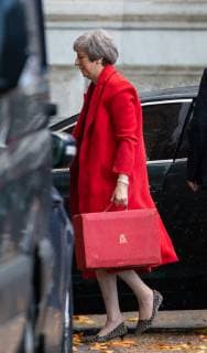 November 12, 2018 - London, London, UK - London, UK. British Prime Minister Theresa May arrives back in Downing Street. London UK - ZUMAl94_ 20181112_zaf_l94_026 Copyright: xTomxNicholsonx