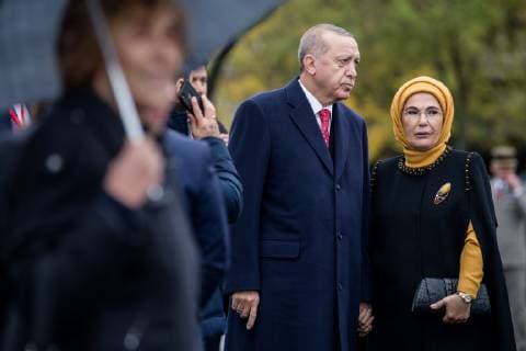 Turkish President Recep Tayyip Erdogan and his wife leave the ceremony at the Arc de Triomphe in Paris on November 11, 2018 as part of commemorations marking the 100th anniversary of the 11 November 1918 armistice, ending World War I.  Copyright: xAurelienxMorissardx