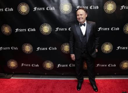 Billy Crystal arrives on the red carpet when the Friar s Club Honors Billy Crystal with their Entertainment Icon Award at The Ziegfeld Ballroom on November 12, 2018 in New York City.  NYP20181112139 JOHNxANGELILLO