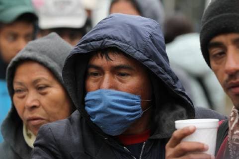 Members of the second caravan of Central American migrants remain in the sports complex Jesus Martinez Palillo , in the midst of an icy wave that affects the country, in Mexico City, Mexico, 15 November 2018. The migrants of this caravan, who entered Mexico on October 29, agreed to continue the road to the United States once the weather conditions improve. Second migrant caravan remains in Mexico City in the middle of a cold wave !ACHTUNG: NUR REDAKTIONELLE NUTZUNG!  Copyright: xMarioxGuzmanx AME4826 20181115-636778972349520027