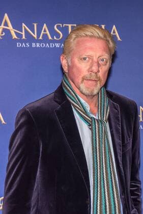 Entertainment Bilder der Woche KW46 Entertainment Bilder des Tages Boris Becker (Ex-Tennisprofi). Deutschland, Stuttgart, 15.11.2018, Event, Premiere von Anastasia - Das Brodway Musical, Stage Palladium Theater *** Boris Becker Ex Tennisprofi Germany Stuttgart 15 11 2018 Event Premiere of Anastasia The Brodway Musical Stage Palladium Theater