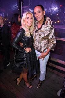 Jennifer Knaeble (in Irene Luft), Barbara Becker beim BUNTE New Faces Award Style im Spindler & Klatt in Berlin