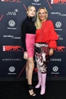Cheyenne Savannah Ochsenknecht mit Mutter Natascha Ochsenknecht bei der Verleihung der Bunte New Faces Award Style 2018 im Spindler & Klatt. Berlin, 15.11.2018
