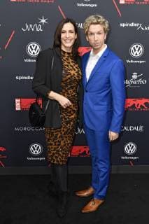 Ulrike Frank mit Begleitung bei der Verleihung der Bunte New Faces Award Style 2018 im Spindler & Klatt. Berlin, 15.11.2018