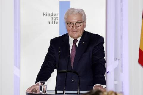 Frank-Walter Steinmeier bei der 20. Verleihung des Medienpreises Kinderrechte in der Einen Welt der Kindernothilfe im Schloss Bellevue. Berlin, 15.11.2018