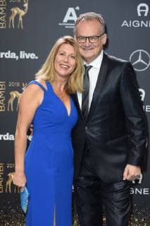 Frank Plasberg mit Ehefrau Anne Gesthuysen BAMBI 2018 - Roter Teppich im Theater am Potsdamer Platz in Berlin am 16.11.2018